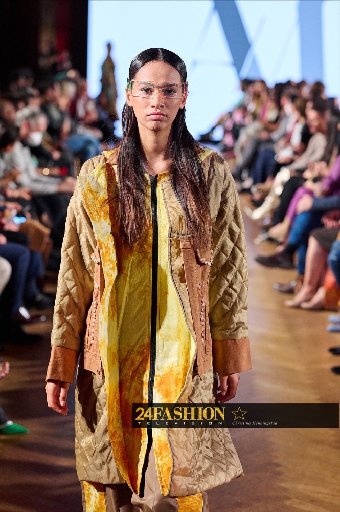 AM by Anggia presented Women’s Fall/Winter 22/23 – Paris Fashion Week 2022