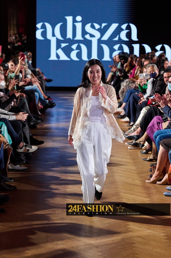 24Fashion TV Adisza Kahanasty ParisFashionWeek fashiondivisionparis 13 1646882361 JPG