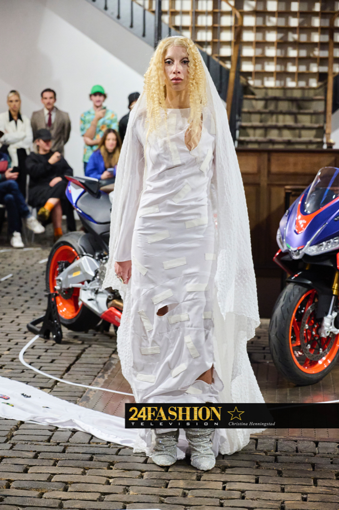 Show J. Simone. SS23 during Paris Fashion Week