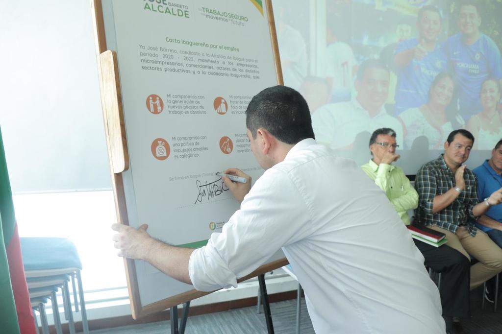 Espaldarazo empresarial a José Barreto