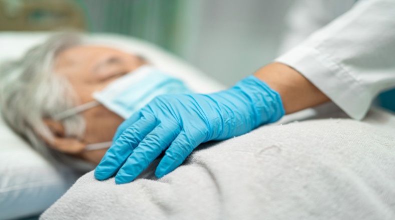 Mueren cinco adultos mayores por covid-19 en el Tolima