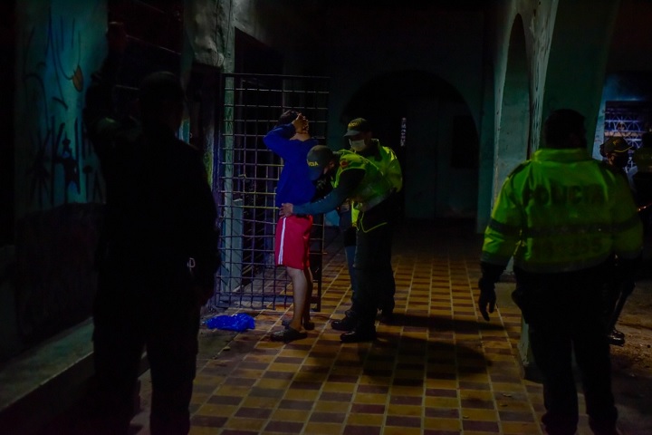 Incautan armas, droga y celulares en el Politécnico Luis A. Rengifo de Ibagué