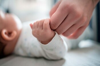 En 2025 en Colombia se registraron menos nacimientos y más defunciones