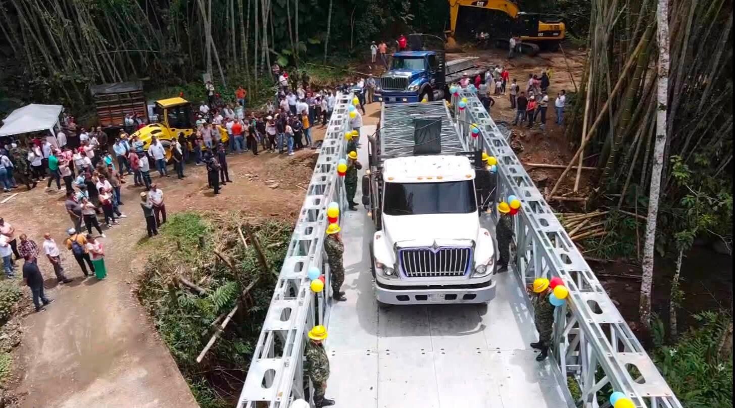 Gobierno nacional financió el puente metálico recién inaugurado entre Fresno y Mariquita