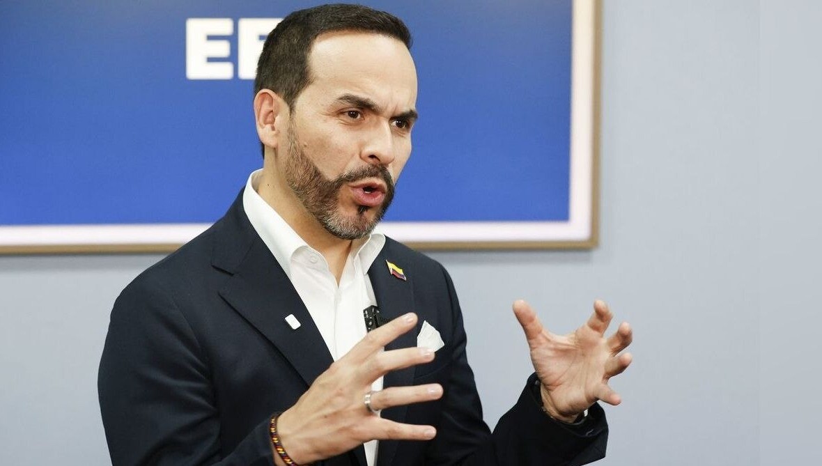 Candidato Abelardo de la Espriella a retractarse por comentario sexual