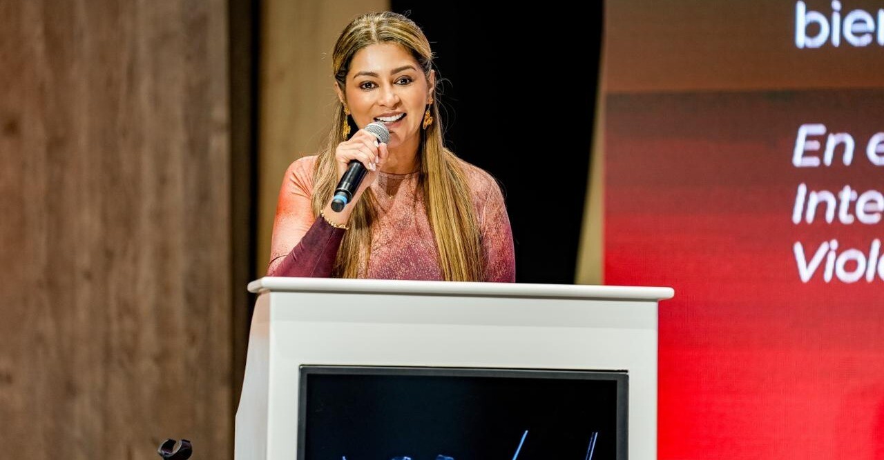 “Nos llaman intensas, incómodas, exageradas”: el mensaje contundente de la gobernadora Matiz en el Foro Económico para Mujeres