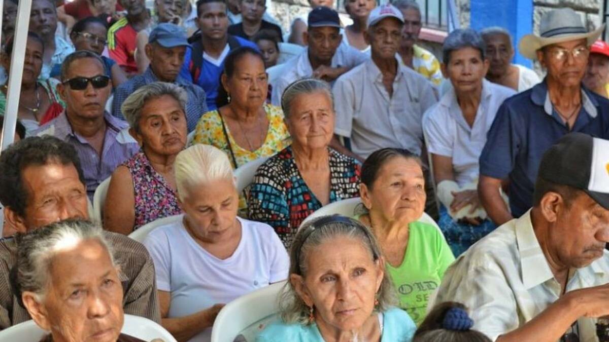 Mujeres beneficiadas con disminución gradual de semanas de cotización