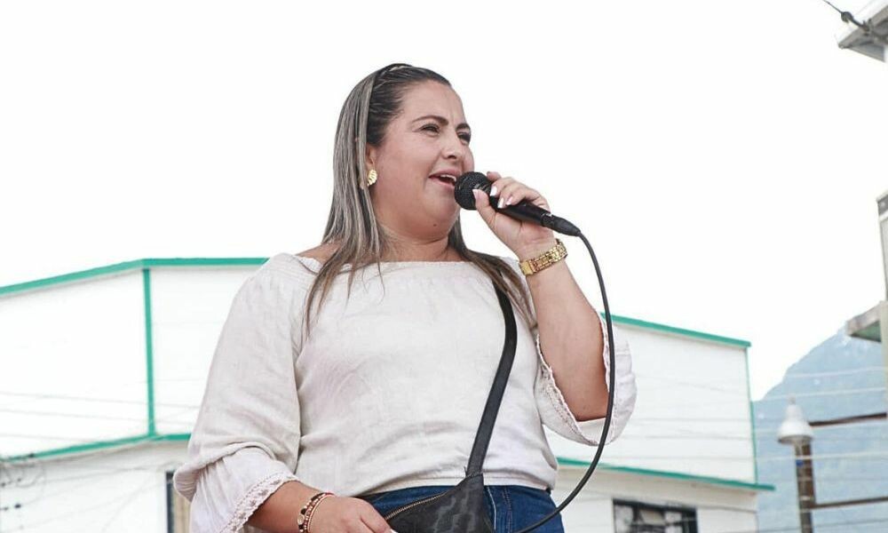 Alcaldesa de Santa Isabel responde a investigación de la Procuraduría y explica retrasos en pagos heredados