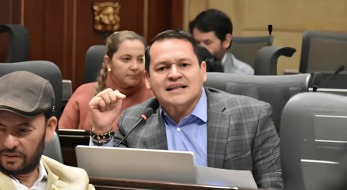 Alejandro Ocampo exige cuentas claras sobre las donaciones para los damnificados