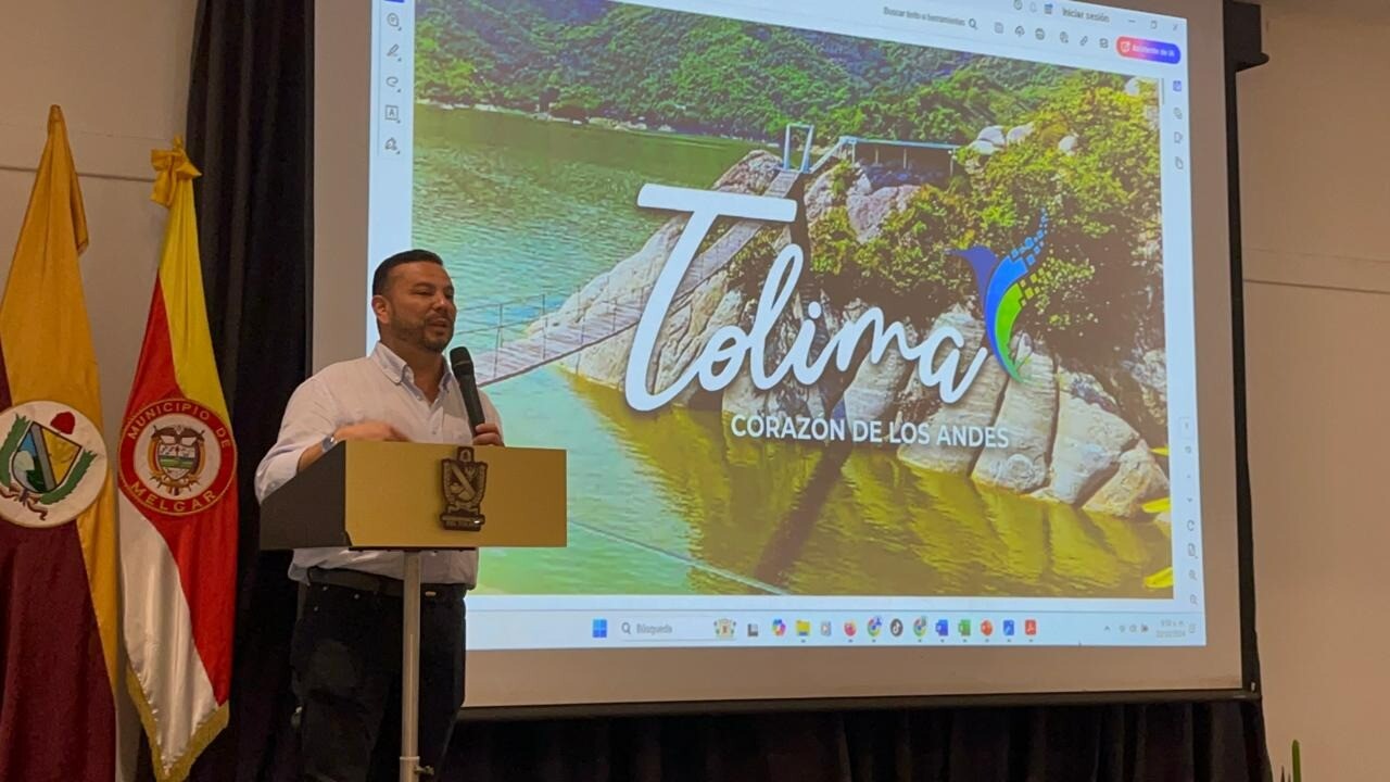 “Los invito a que construyamos turismo juntos:” secretario Alexander Castro a los alcaldes del Tolima