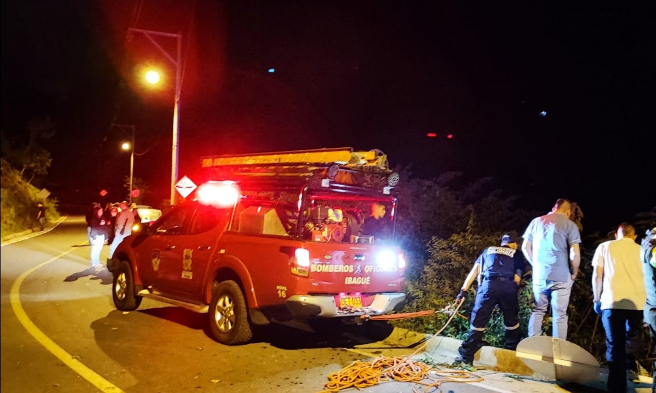 Aparatoso accidente en el Cañón del Combeima dejó dos muertos y tres heridos