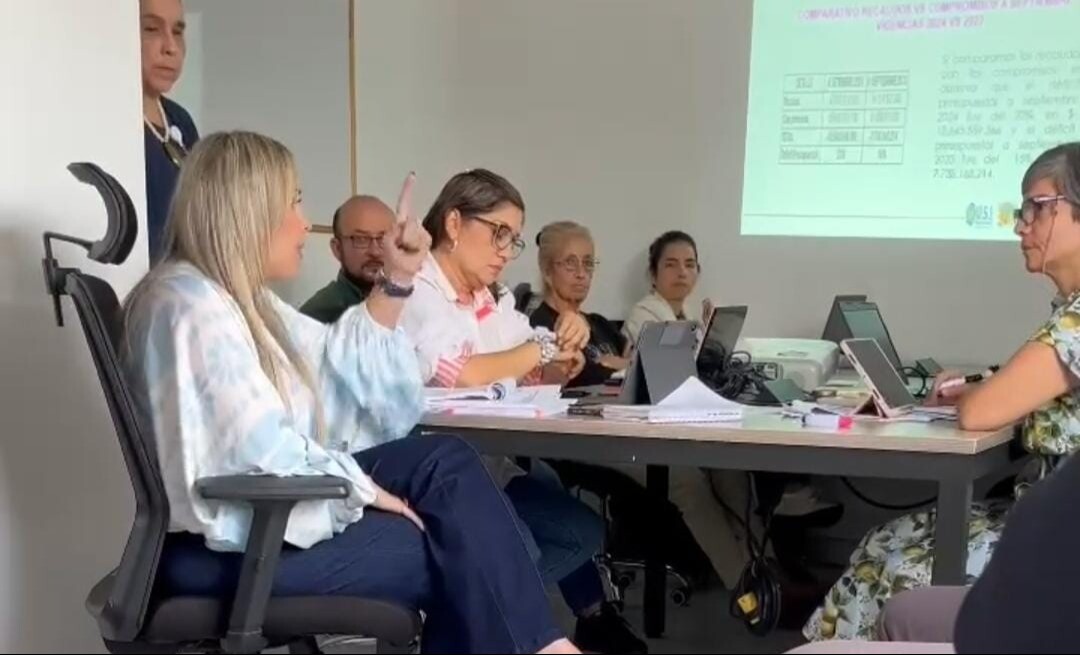 Así fue el duro regaño público de Aranda a la saliente gerente de la USI