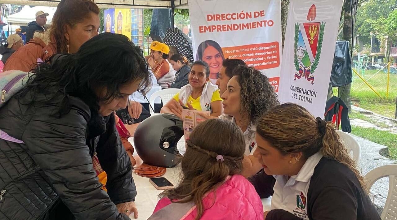 Tolima transforma asociaciones de mujeres con millonaria inversión
