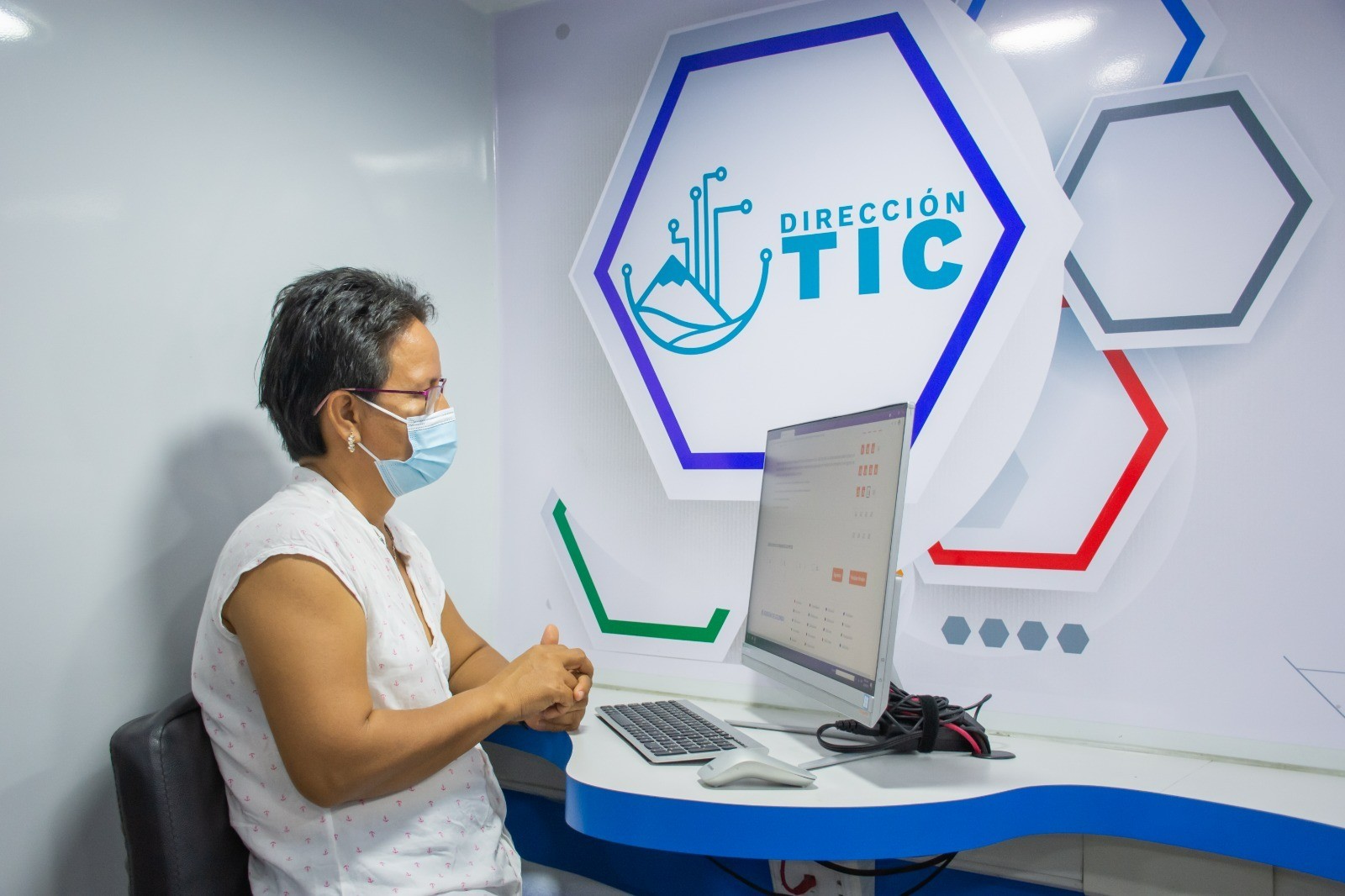 Bus TIC sigue su recorrido por el Tolima