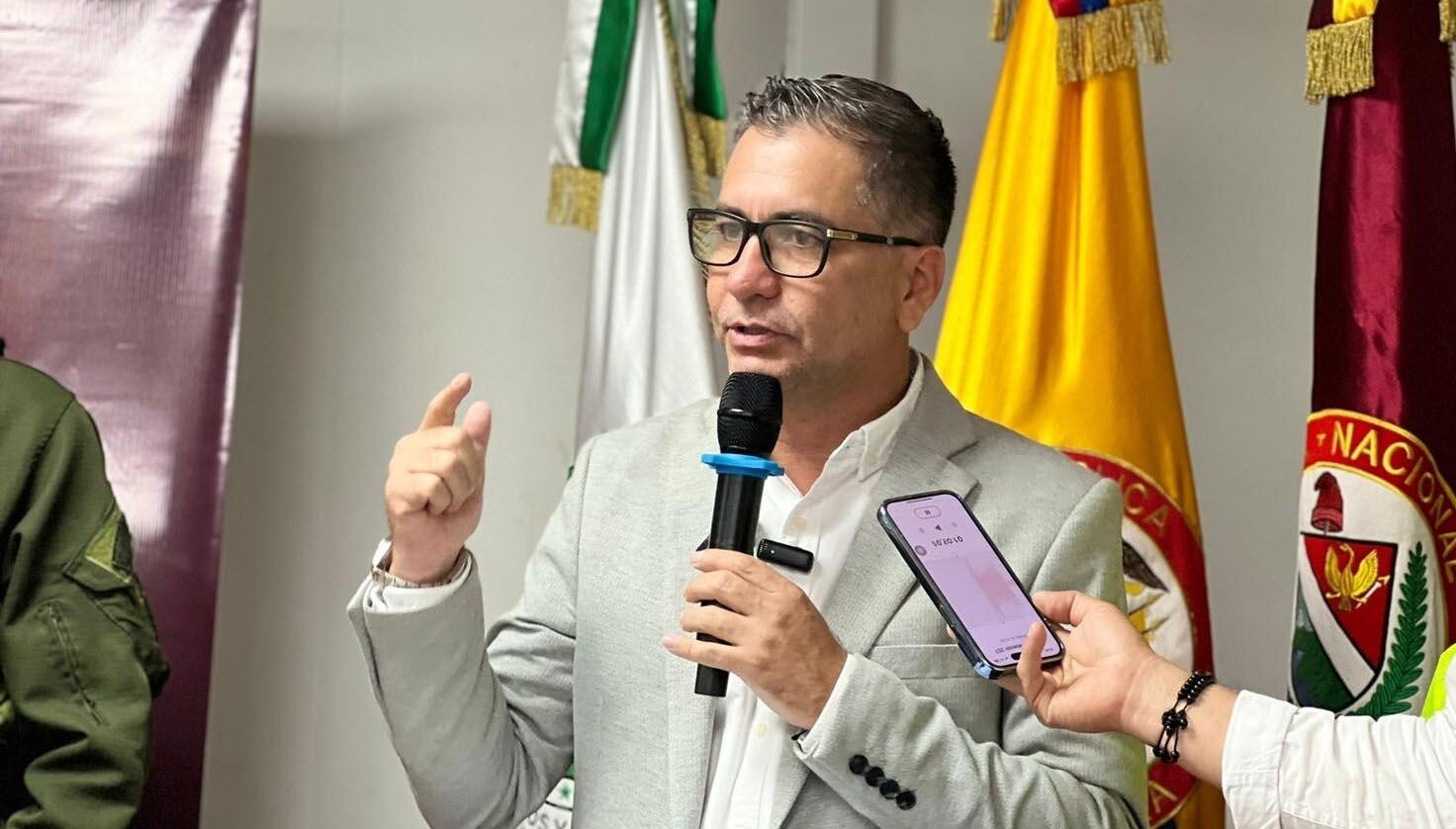 “Cada dos metros habrá un policía en los desfiles de San Juan y San Pedro”: Guillermo Alvira