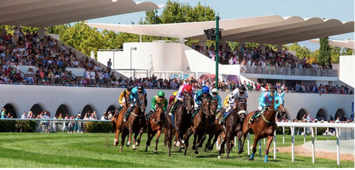 Historia de los hipódromos más legendarios del mundo