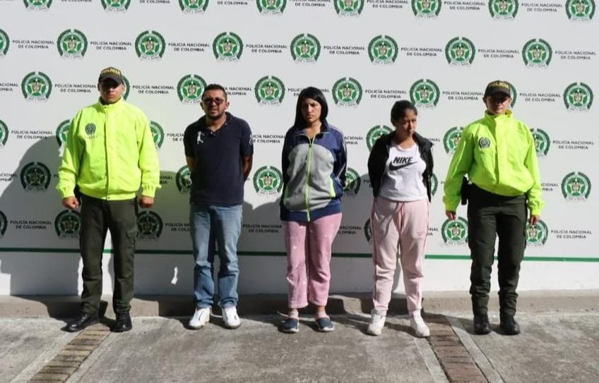 Capturados por 'cambiazos de tarjetas' en cajeros automáticos de Ibagué