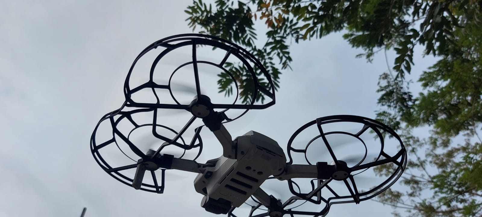 Carrera recreativa de drones en el Tolima