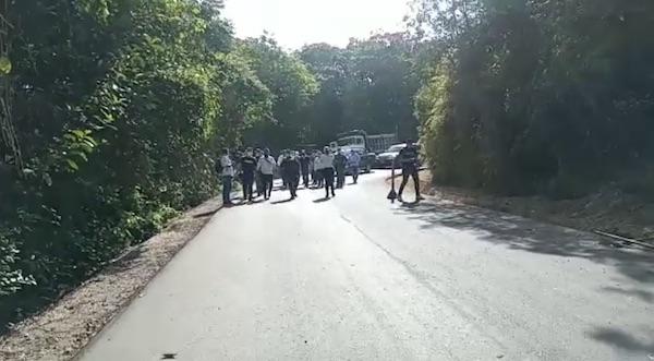 Orozco inspeccionó obras de pavimentación Carmen de Apicalá-Cunday