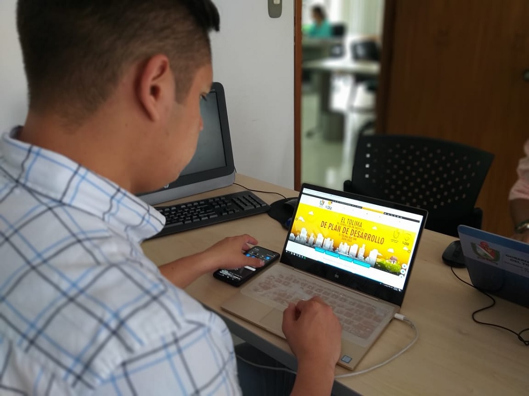 Gobernaciòn continúa plan de desarrollo