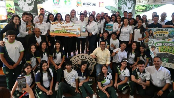 Cinco toneladas que hicieron la diferencia: Colegio de Comfenalco Tolima es número uno en concurso ambiental RAEE