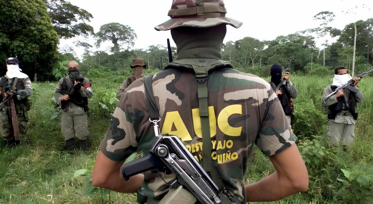 Condenan a cuatro exparamilitares del Bloque Tolima