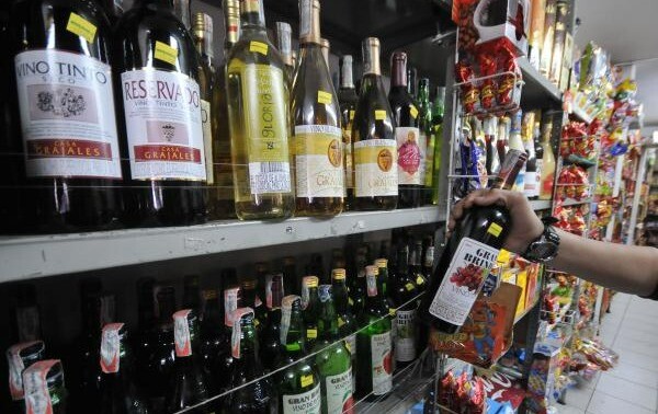 Corte Constitucional estudia libre competencia de licoreras departamentales