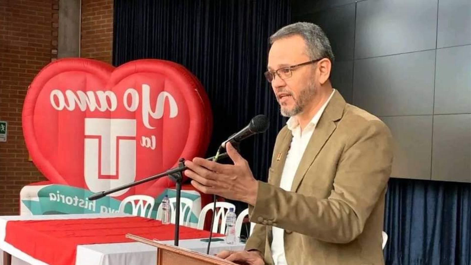 UT: Rector se pronuncia tras orden de reabrir el caso en su contra por violencia de género