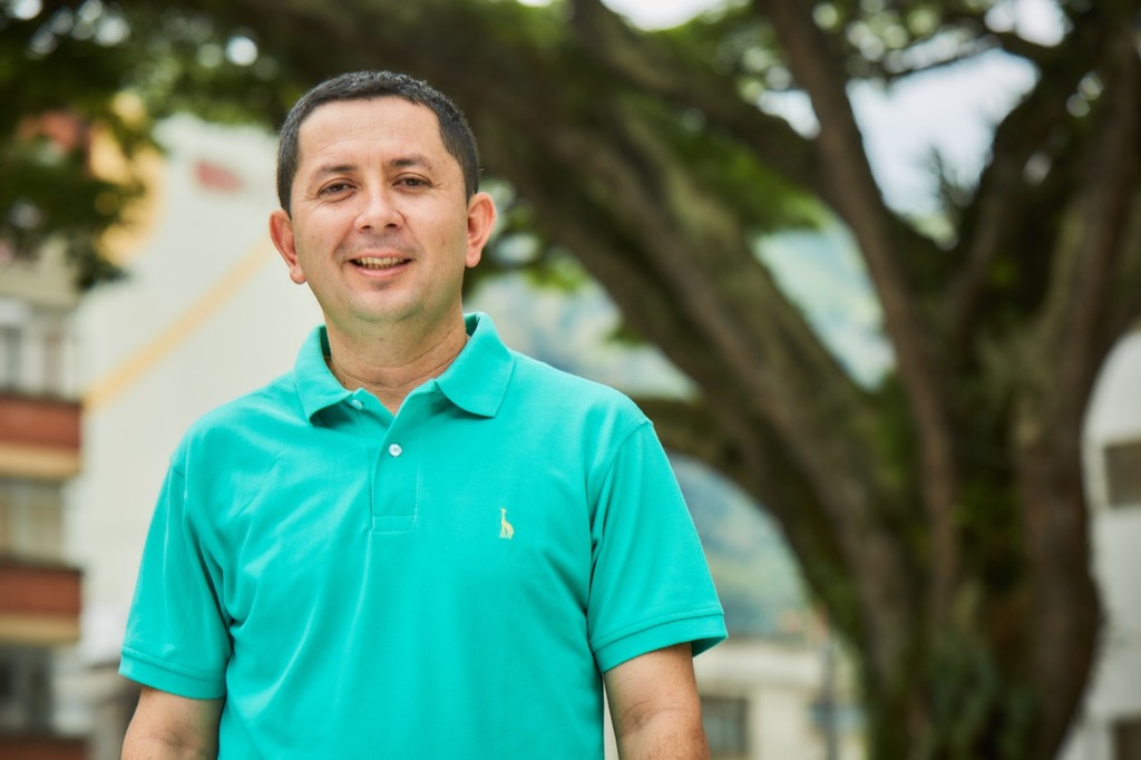 José Barreto, denuncia que a sus líderes les están ofreciendo dinero