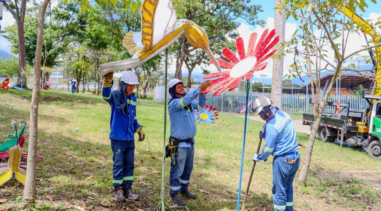 Navidad a la vista: el Parque Deportivo empieza el montaje del alumbrado navideño