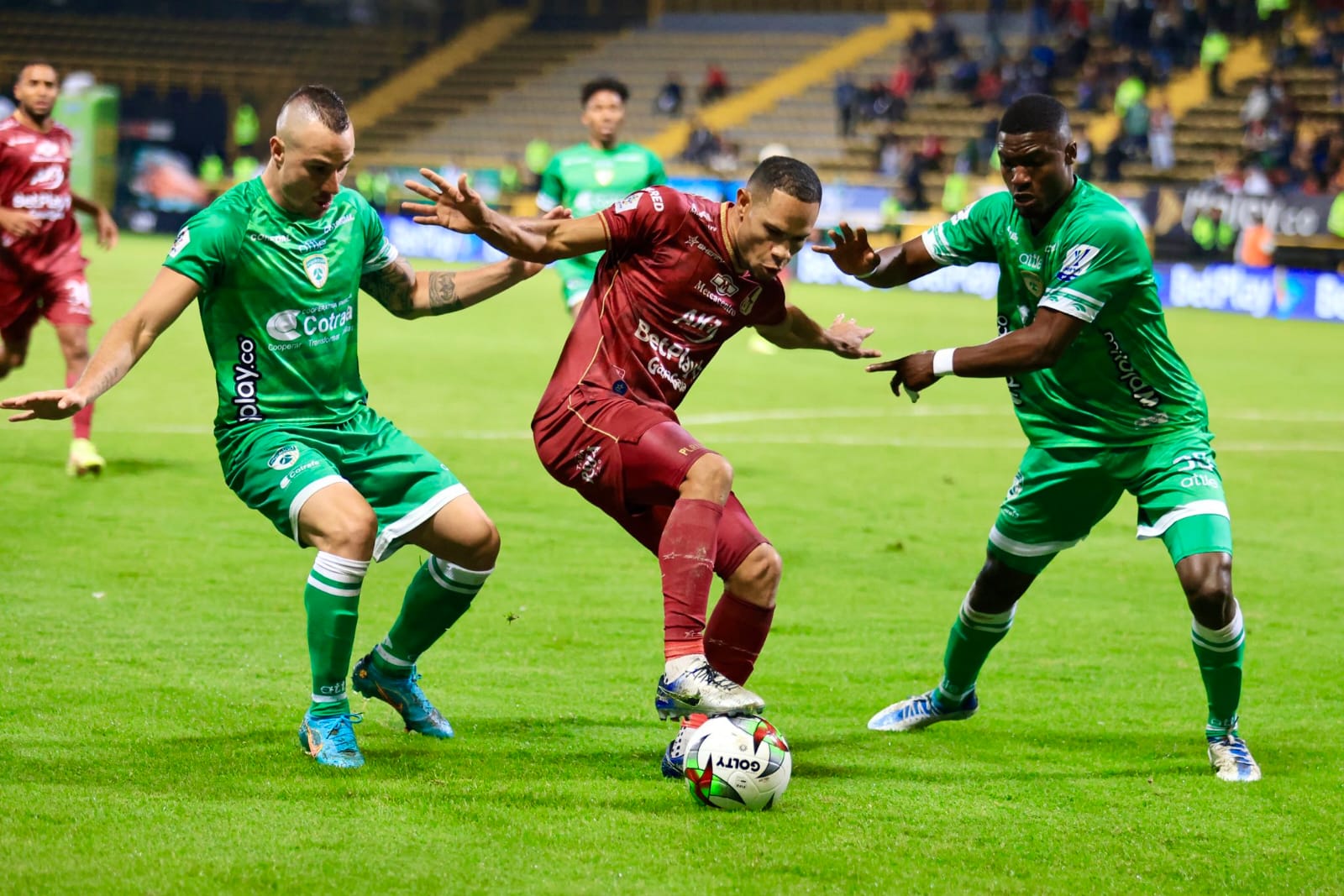 Deportes Tolima perdió y está obligado a ganar en Medellín
