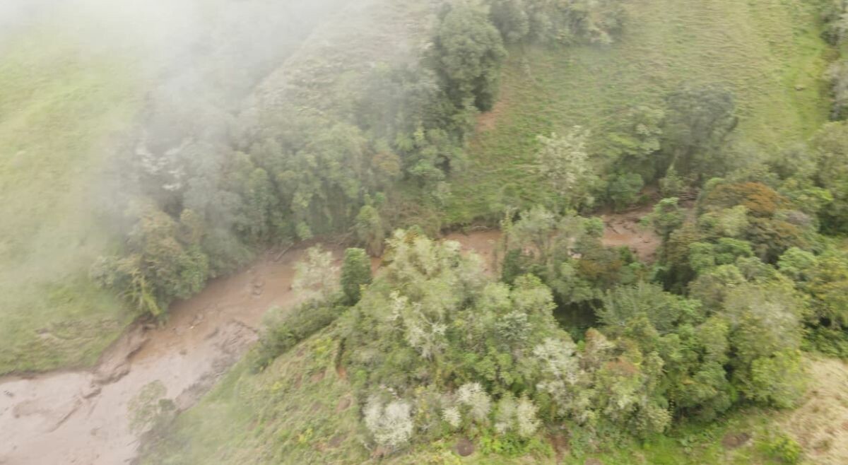 Deslizamiento en cerro Pitayó enciende alarmas: Tolima refuerza vigilancia en ríos del norte