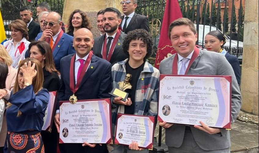 Diputado Hincapié recibió condecoración nacional por su trayectoria y labor social