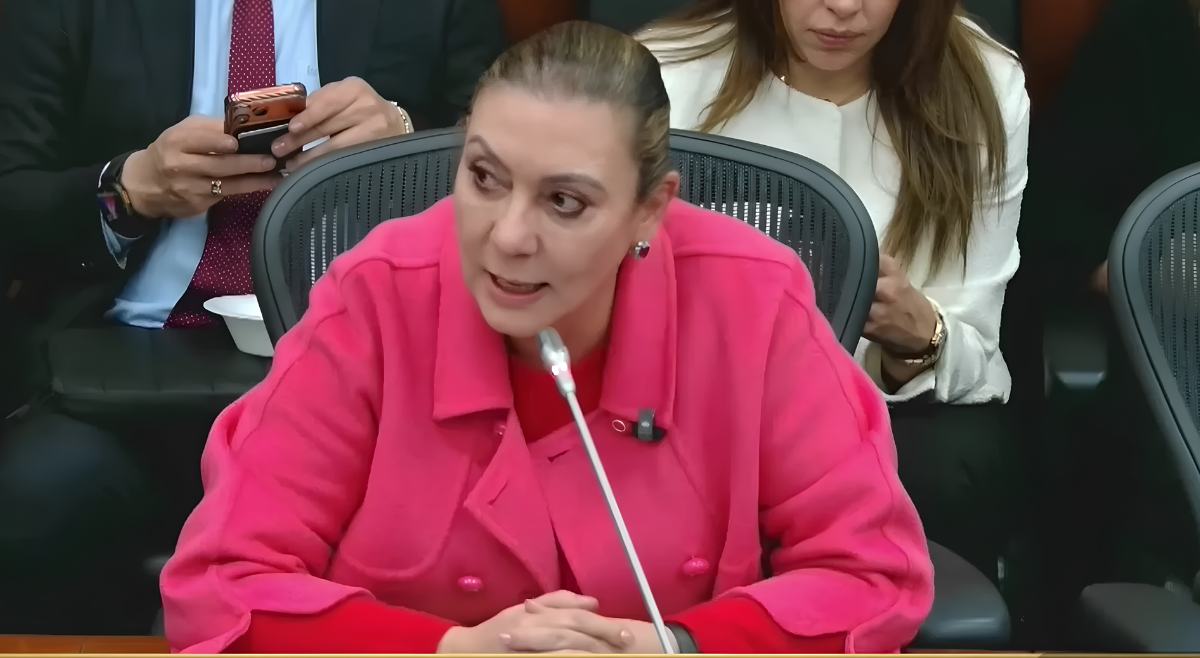 ¿Directora del ICBF, otra funcionaria que se le cae a De la Espriella?