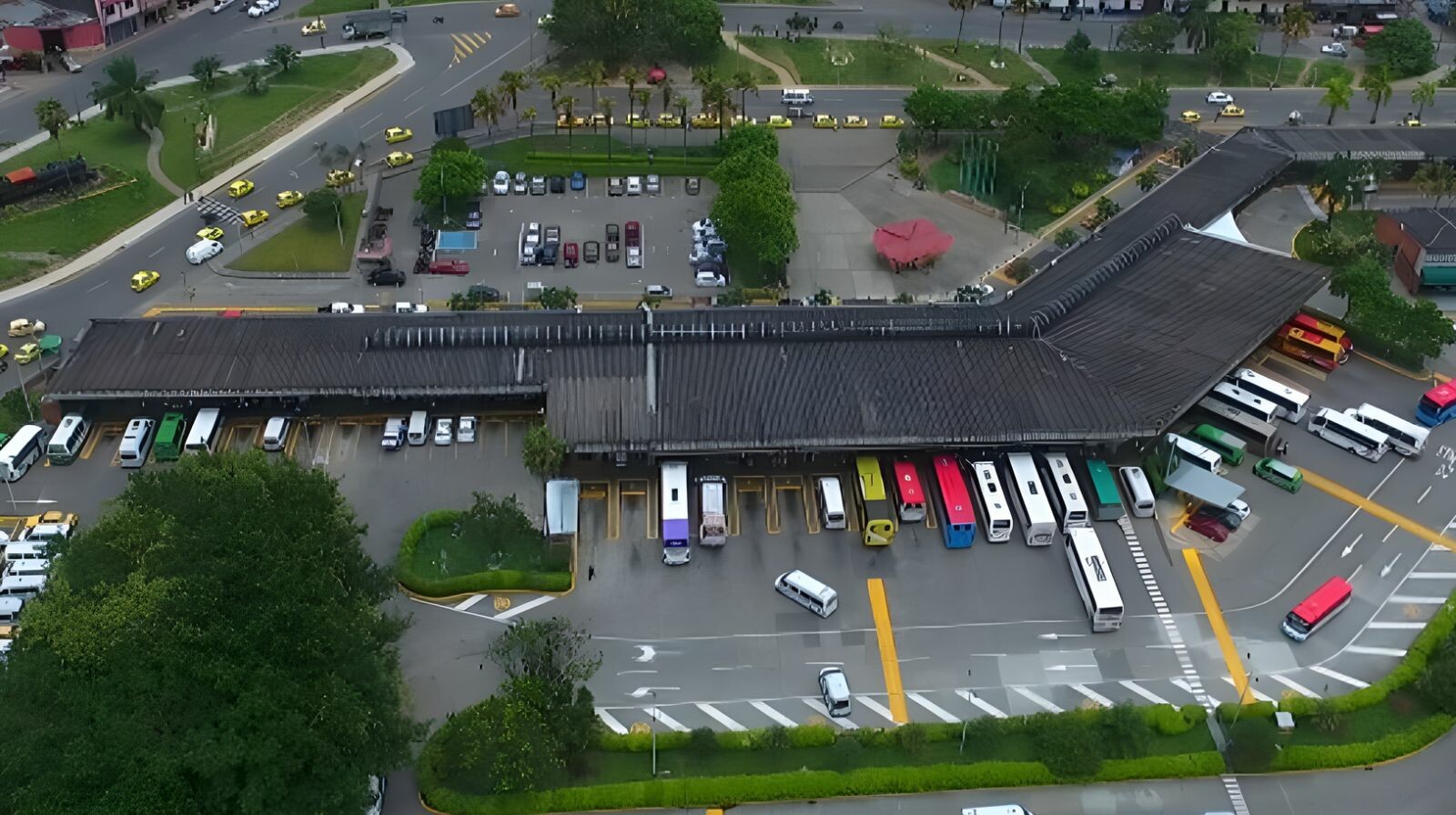 El 90% de empresas intermunicipales no respalda el alza en tarifas, advierte MinTransporte