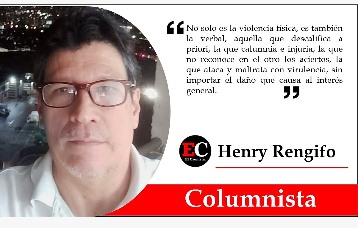 El gallo rojo encima del gallo azul