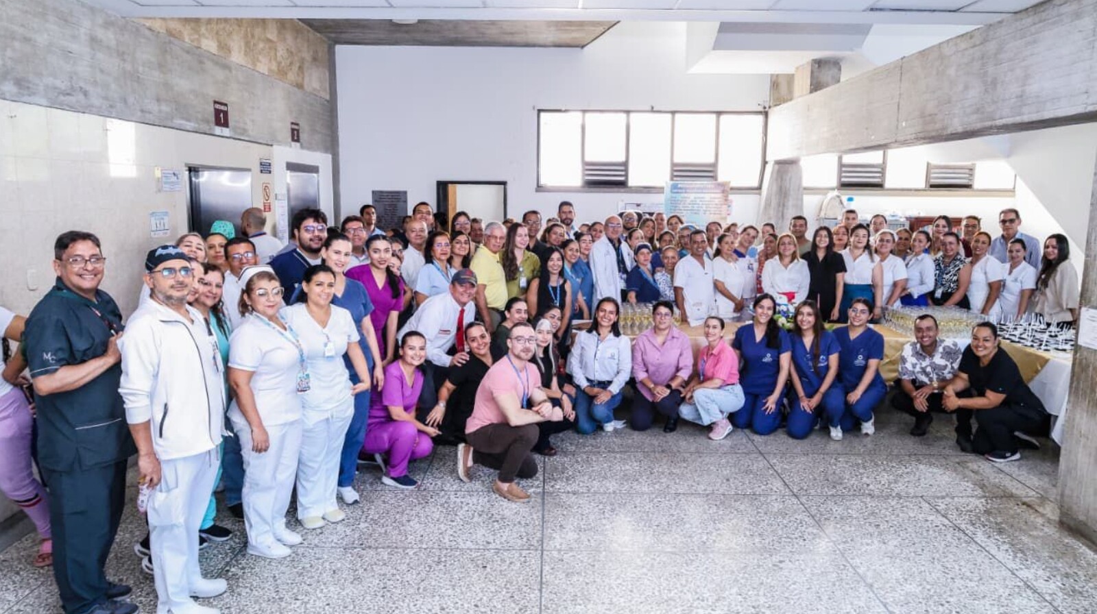 El Hospital Federico Lleras Acosta celebró 52 años al servicio del Tolima