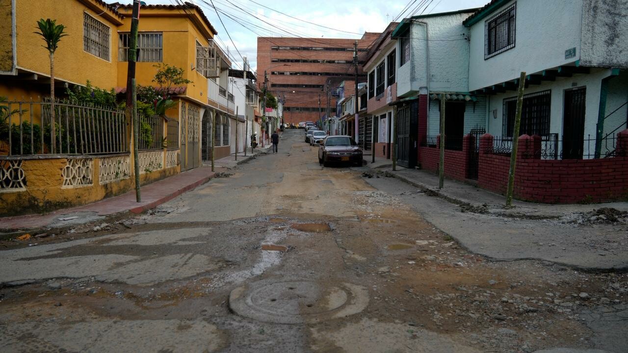 Inician obras de pavimentación en El Limonar