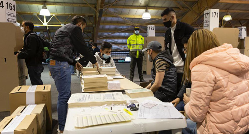 Campañas presidenciales con un mes para postular a jurados y testigos electorales