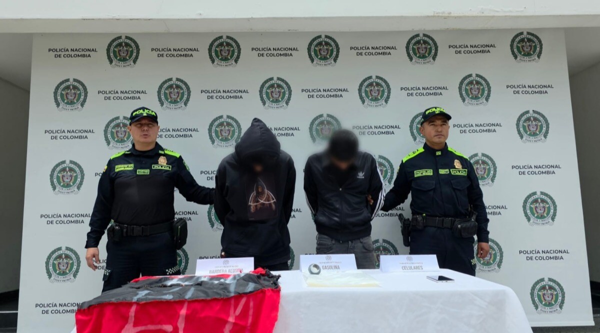 Capturan a dos sospechosos de terrorismo en la vía Manizales - Murillo