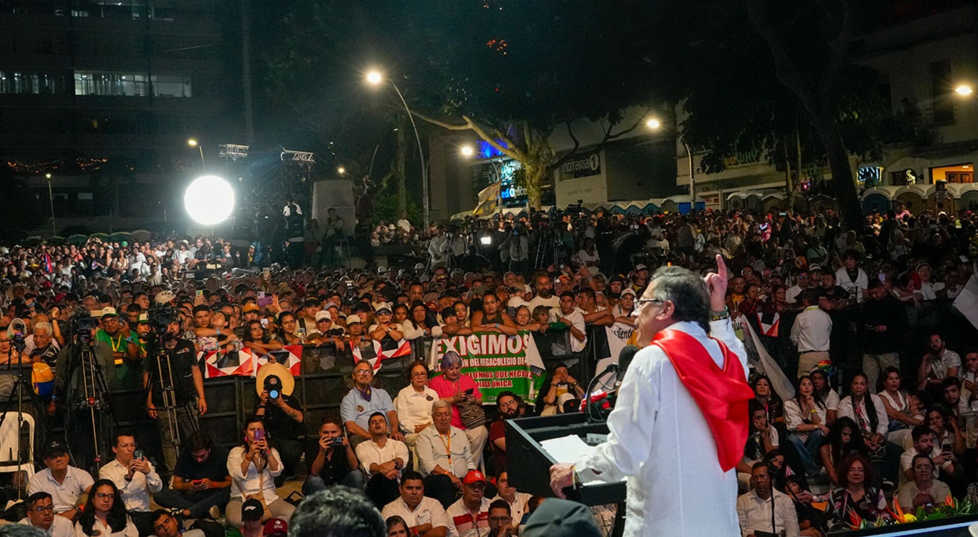 "En el Tolima sacamos a 52.000 personas de la pobreza monetaria": Petro