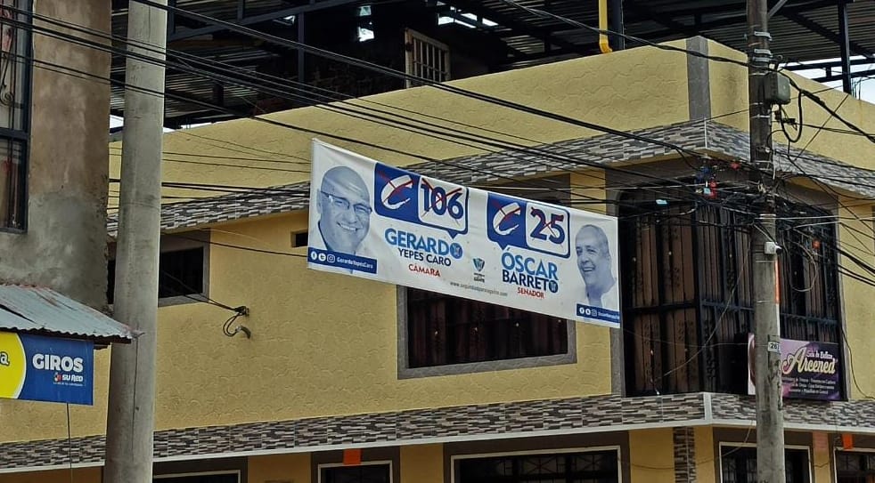 En Ibagué desmontan publicidad ilegal