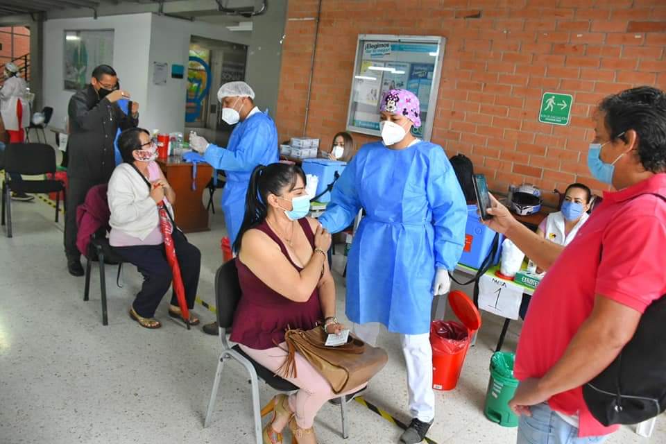 En julio no habrá límite de edad para vacunar contra la Covid19