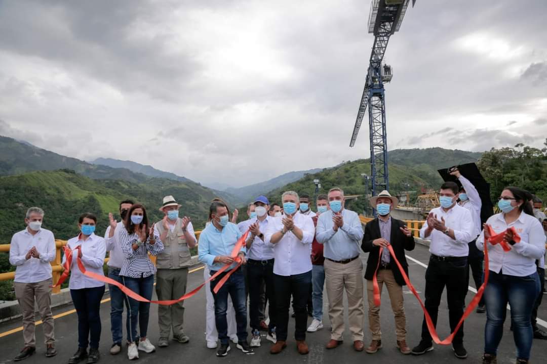 Entregados 15 kilómetros de segunda calzada Ibagué-Cajamarca