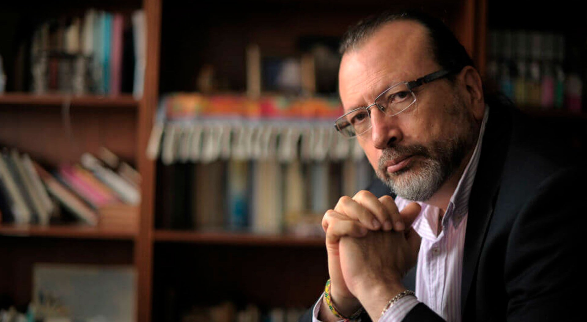 Escritor William Ospina presenta en el Tolima su más reciente obra literaria