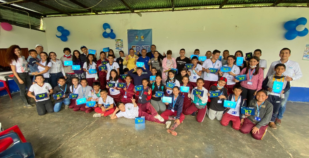 Estudiantes de San Antonio comprometidos con el cuidado de los Recursos Naturales