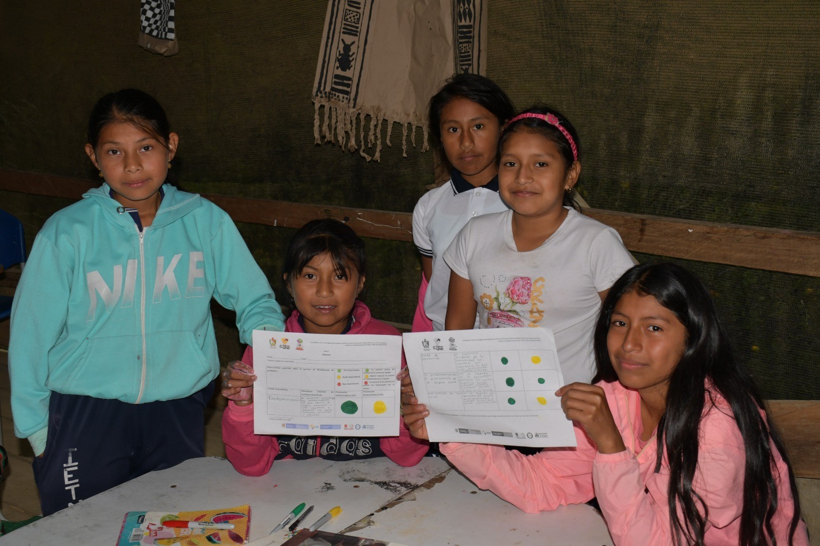 Estudiantes indígenas buscan conservar la lengua Nasa Yuwe a través de una aplicación