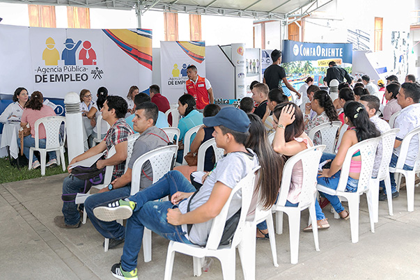 Trabajo sí hay: el Sena oferta más de 800 vacantes en el Tolima