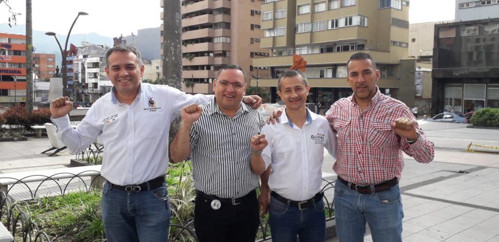 Empresarios cansados de la politiquería