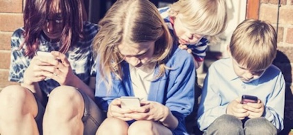 Menores y medios: difícil equilibrio